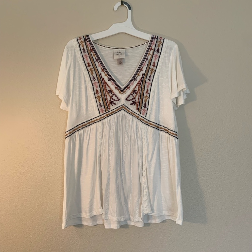 NWOT Knox Rose - White Embroidered Boho Top